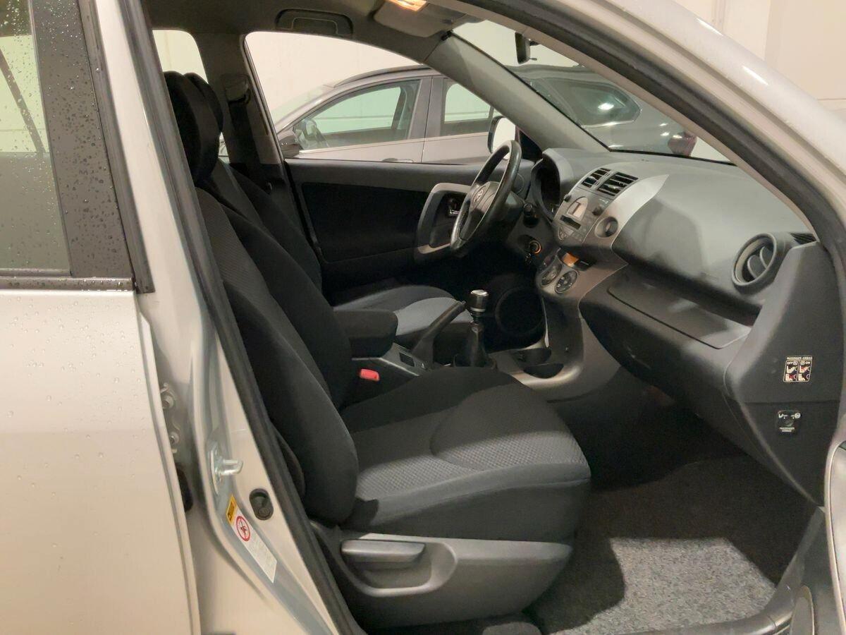 Toyota RAV 4 RAV4 2.2 Diesel 136 CV