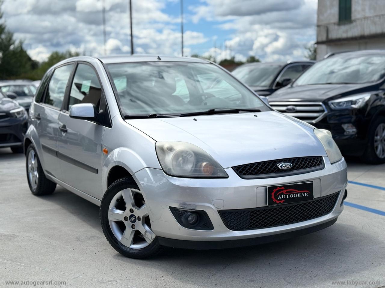 FORD Fiesta 1.2 16V 5p. Ghia