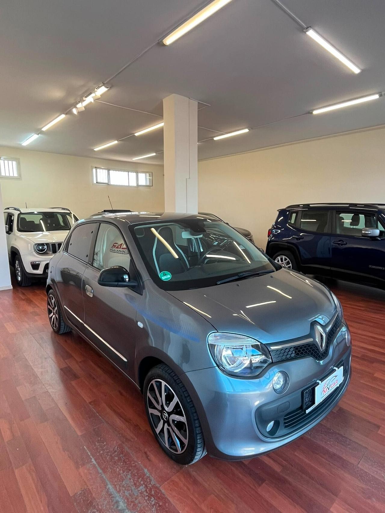 Renault Twingo 900 turbo 90 CV Automatica COSMIC