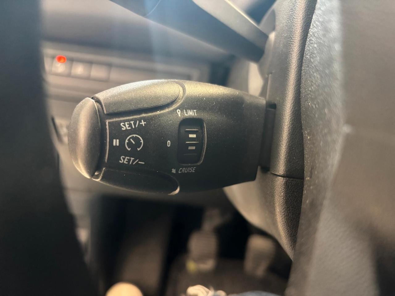 PEUGEOT 208 ANNO 2017 BZ GPL ADATTA NEOPATENTATI KM 167 MILA