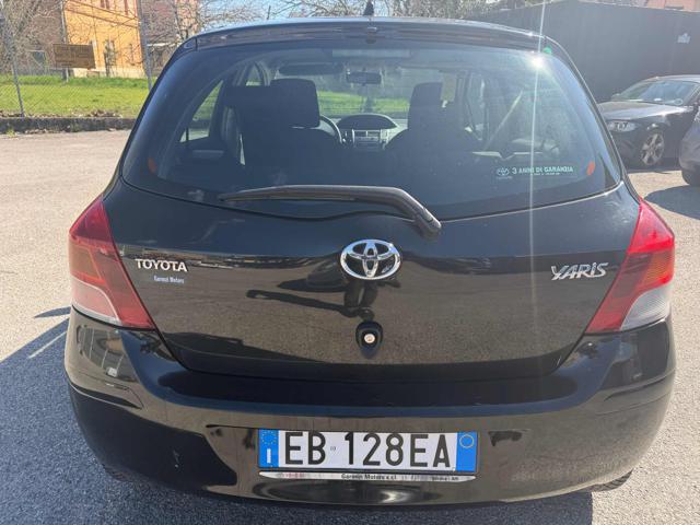 TOYOTA Yaris 1.0 5p Sol senza nessun lavoro da fare