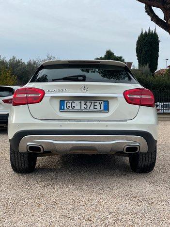 Mercedes-benz GLA 220 CDI Automatic Sport camera pelle AMG CRUISE MULTIFUNZIONE XENON