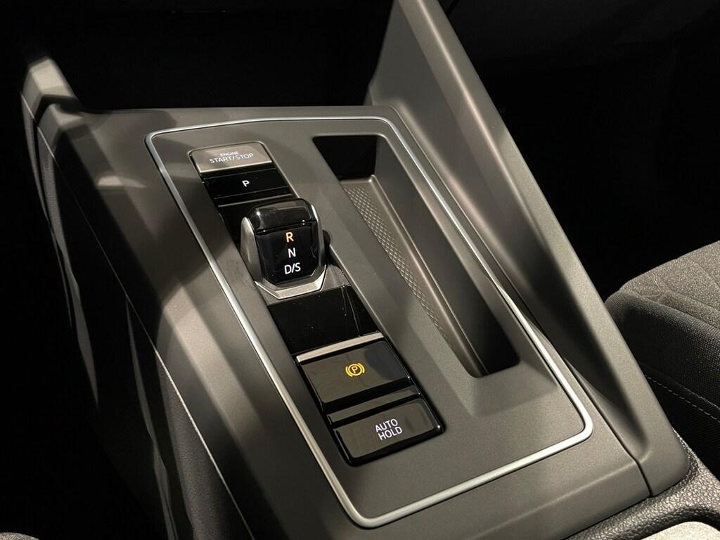 Volkswagen Golf VIII 2024 2.0 TDI 150CV DSG Edit. Plus