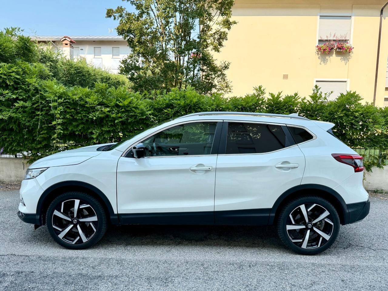 Nissan Qashqai 1.6 dci Tekna 2wd 130cv UNICO PROPRIETARIO