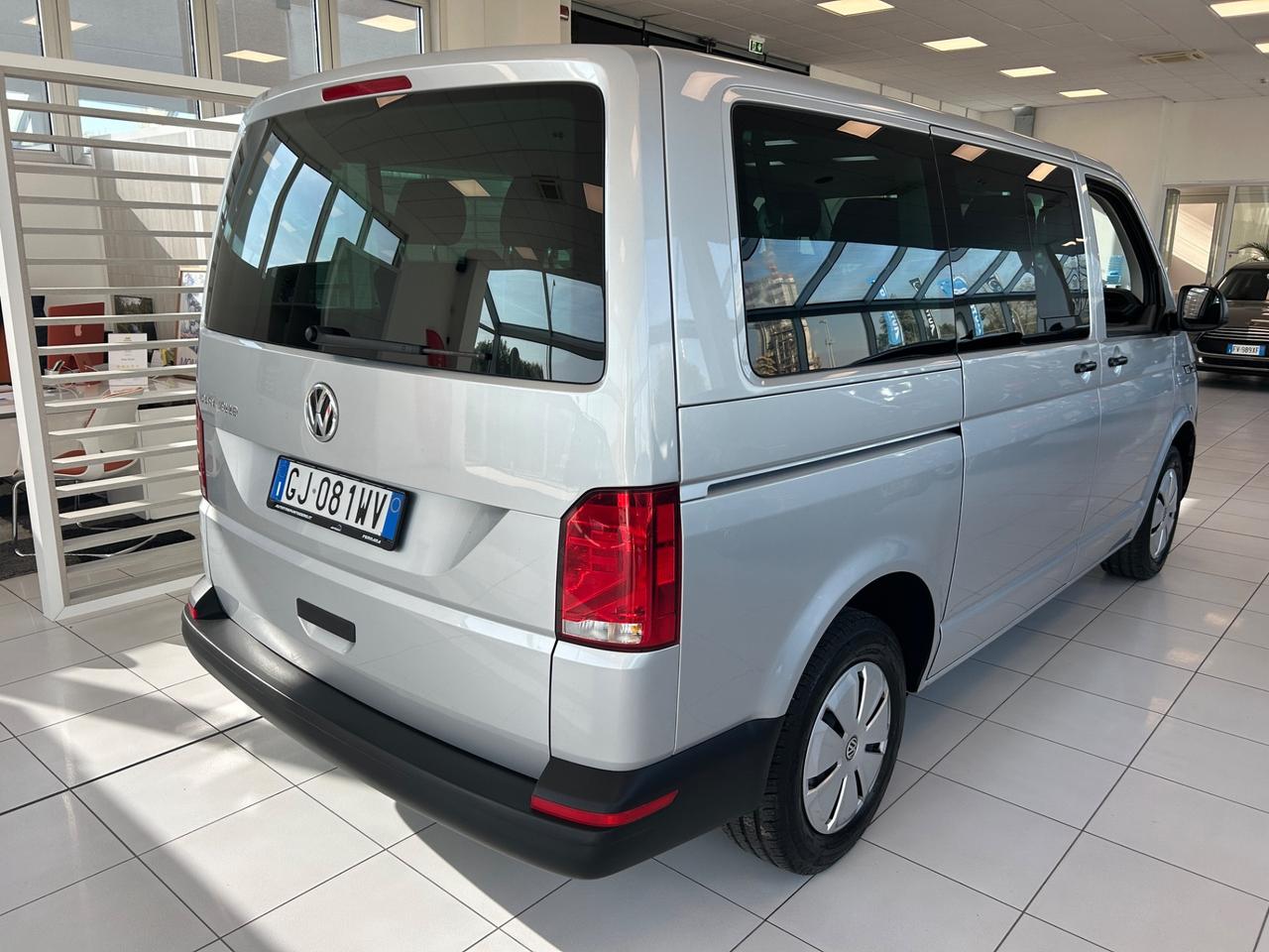 Volkswagen Caravelle 2.0 TDI 110CV PC Trendline 9 Posti