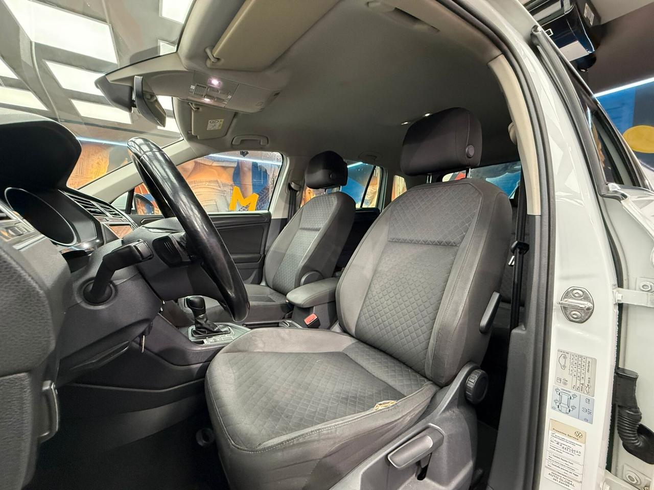 Volkswagen Tiguan 2.0 TDI SCR DSG Advanced BlueMotion Technology (018)