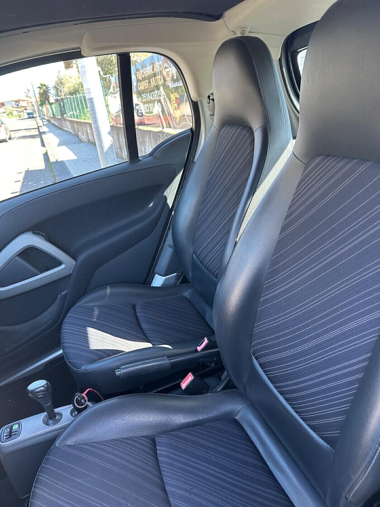 Smart ForTwo 1000 52 kW coupé passion 2012