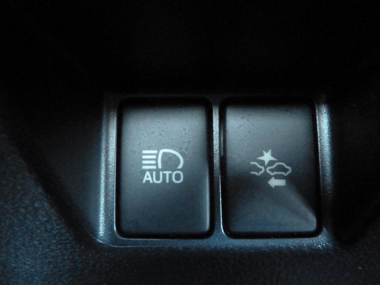 Toyota Yaris 1.5 Hybrid 5 p. Cambio Automatico