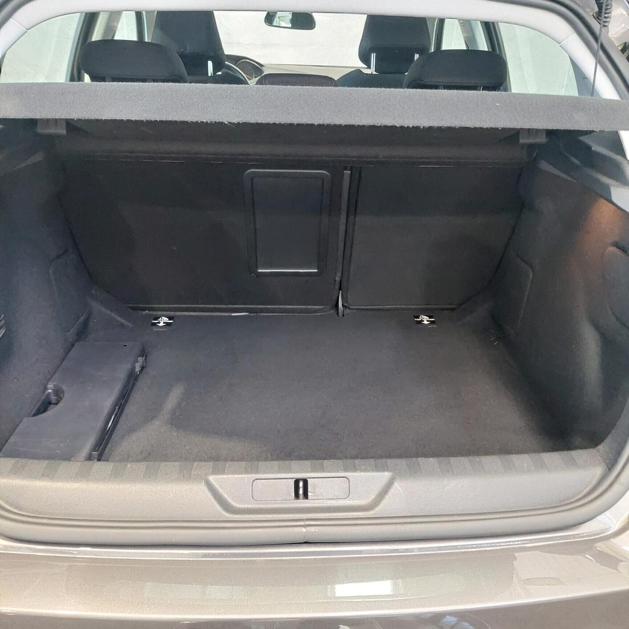 Peugeot 308 1.2 turbo benzina