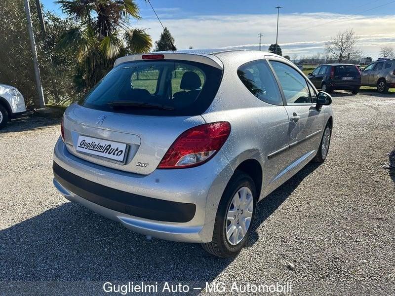 Peugeot 207 1.4 8V 75CV 3p. Active