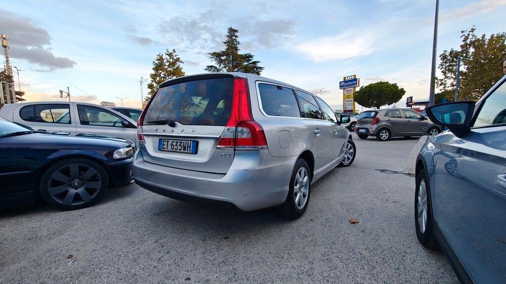Volvo V70 D3 Geartronic Momentum