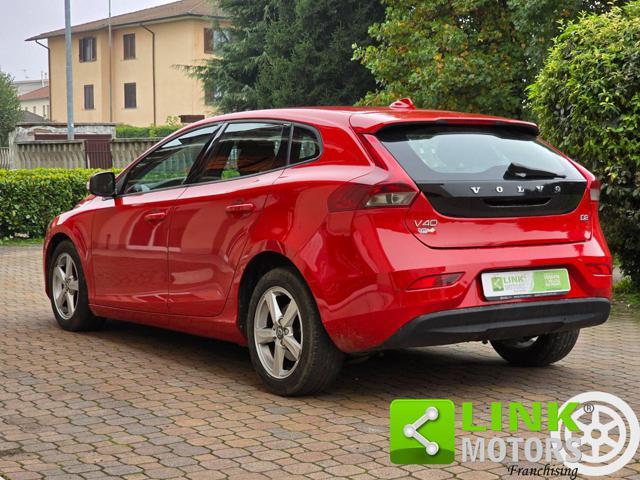 VOLVO V40 D2 1.6 115 CV AT Business Edition