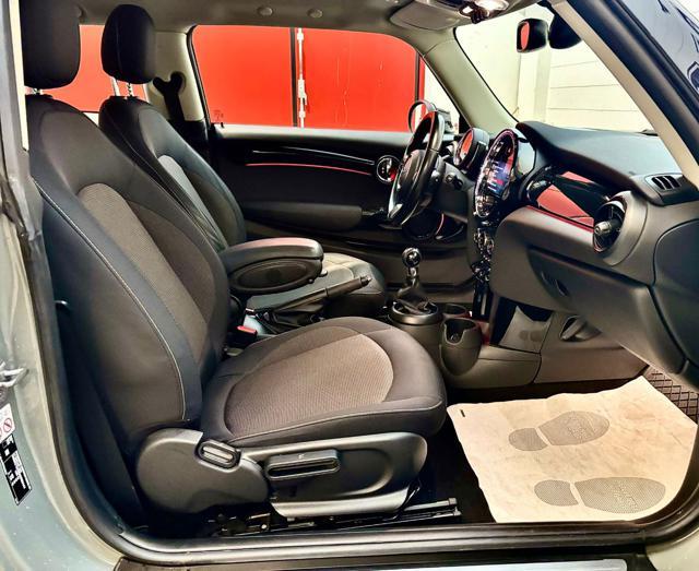 MINI Cooper 1.5 cooper essential