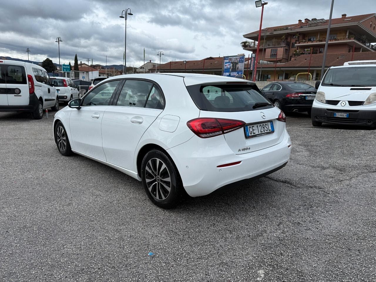 Mercedes-benz A 180 A 180 d Automatic Premium
