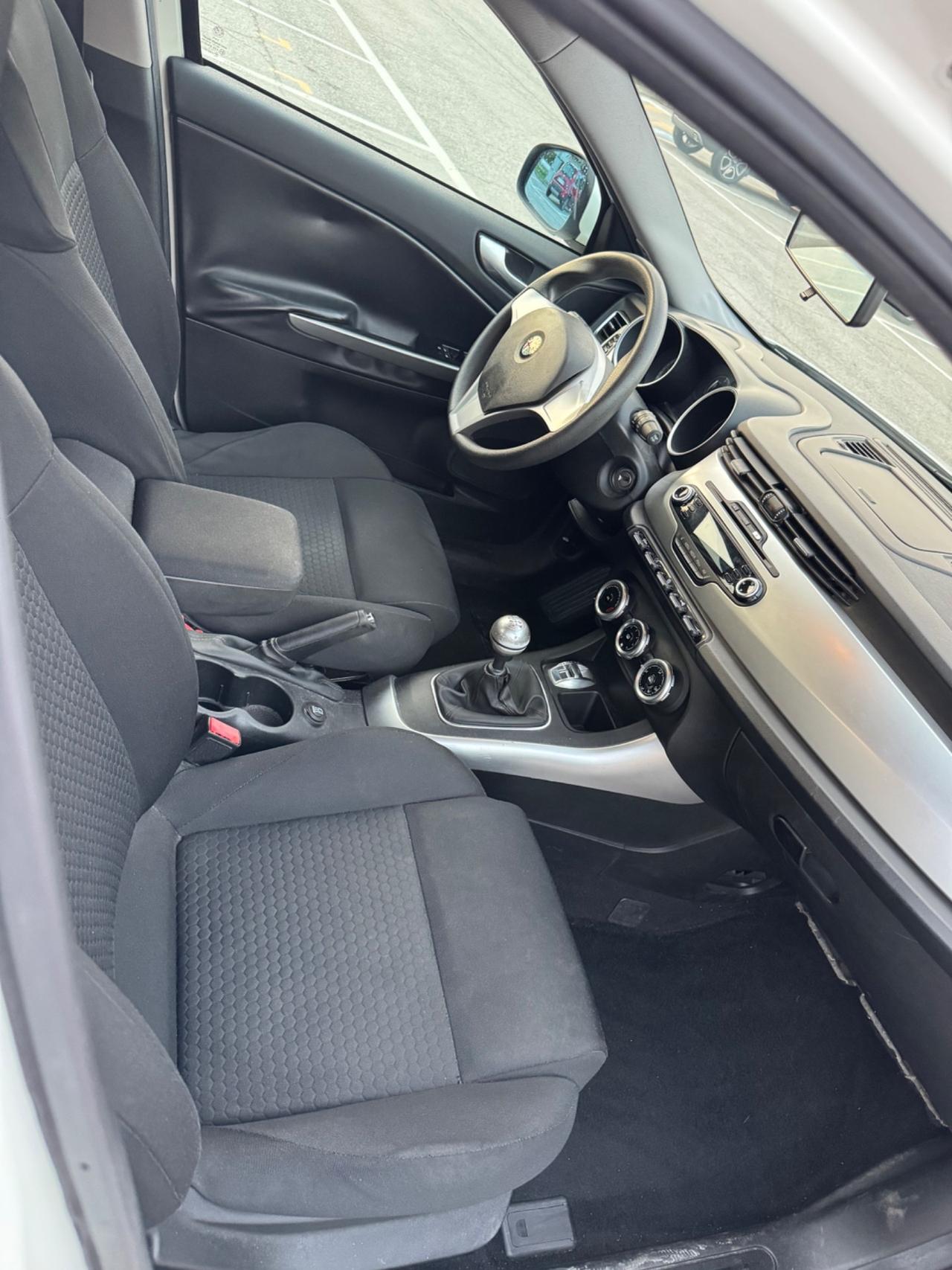 Alfa Romeo Giulietta 1.4 Turbo 120 CV Distinctive