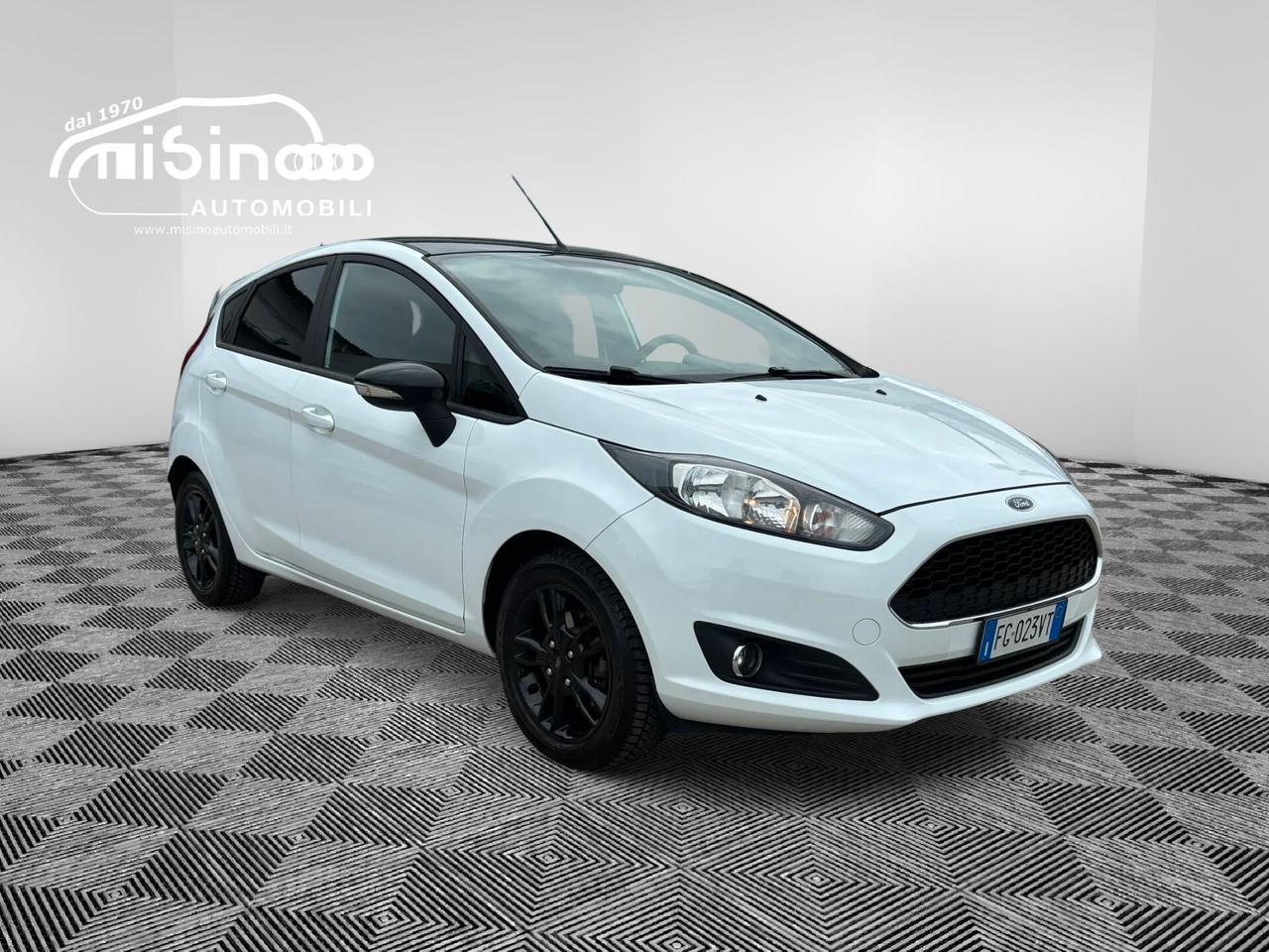Ford Fiesta 1.5 TDCi 75CV 5 porte Black & White Edition