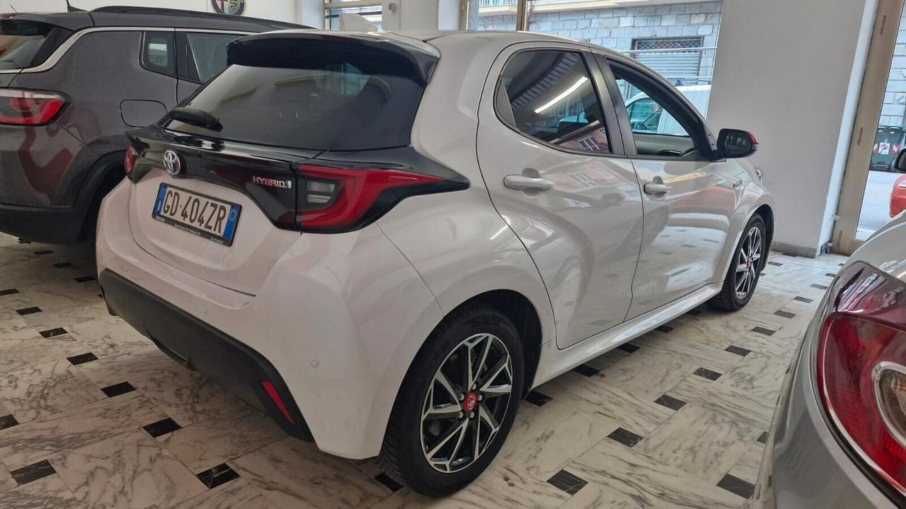 Toyota Yaris 1.5 Hybrid 5 porte Trend