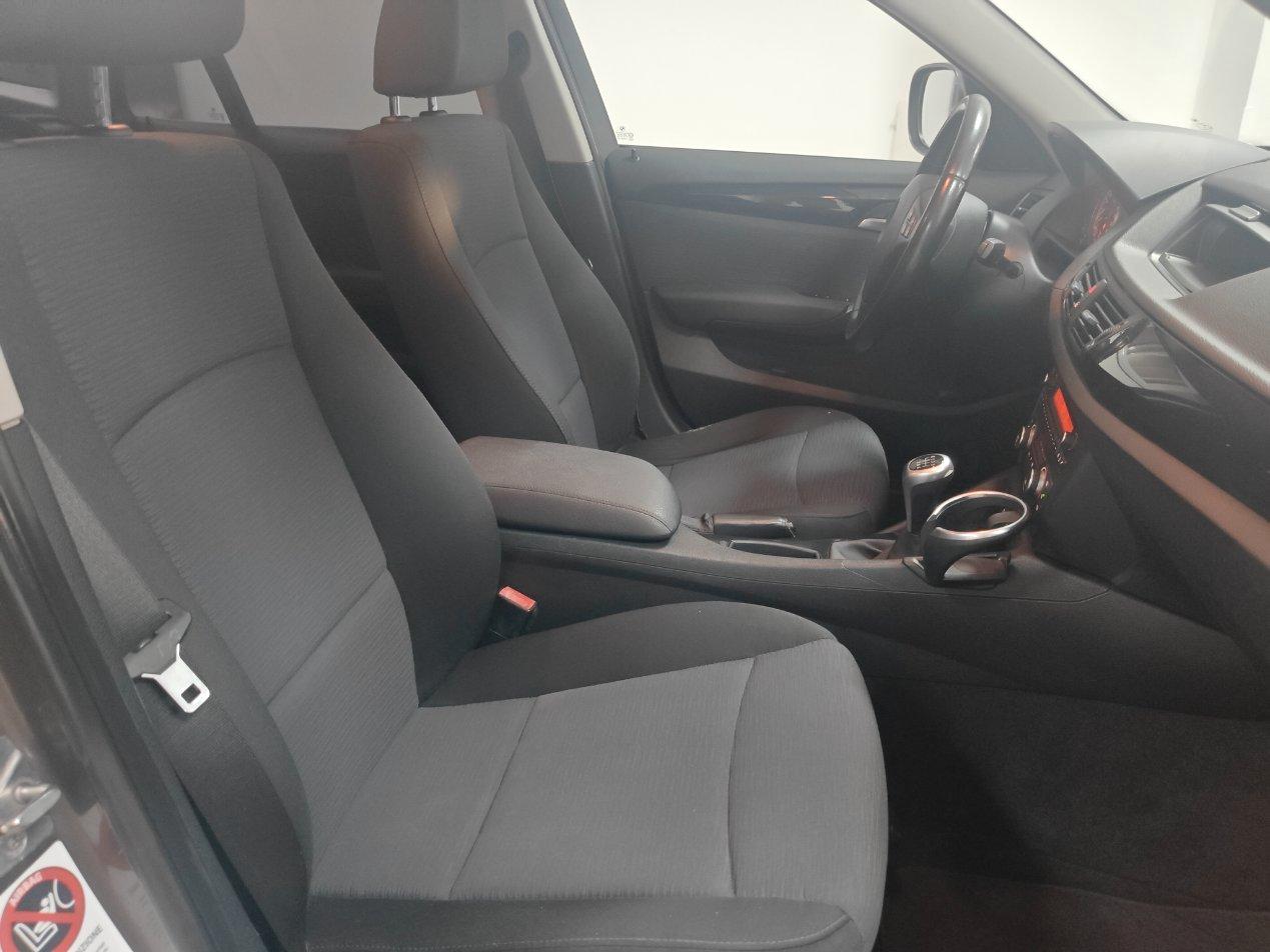BMW X1 xdrive20d Attiva