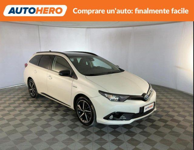 TOYOTA Auris Touring Sports 1.8 Hybrid Black Edition