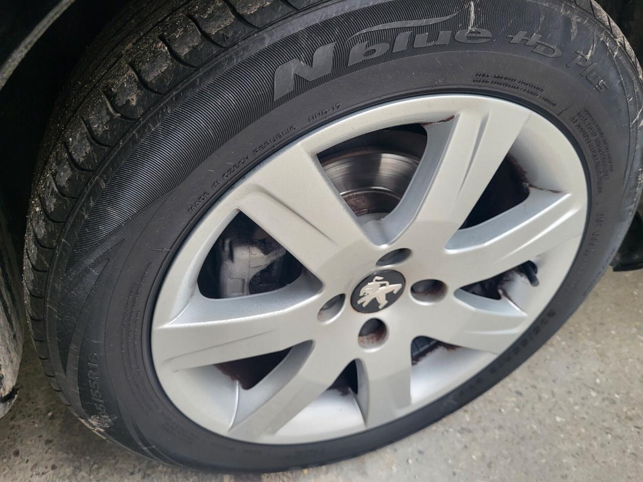 Peugeot 308 1.6 8V HDi 93CV 5p. Active