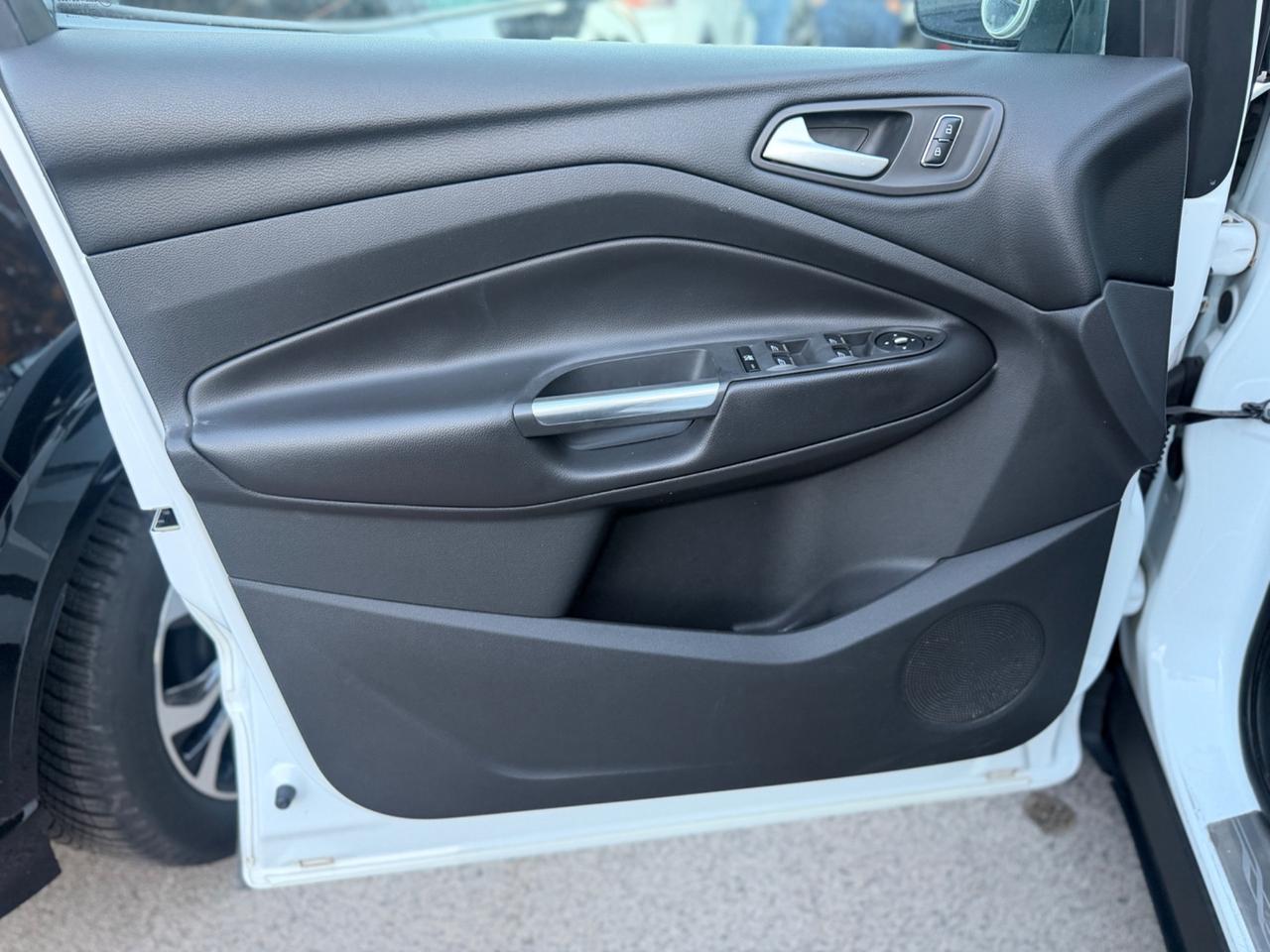 Ford Kuga 2.0 TDCI 163 CV 4WD Powershift Titanium