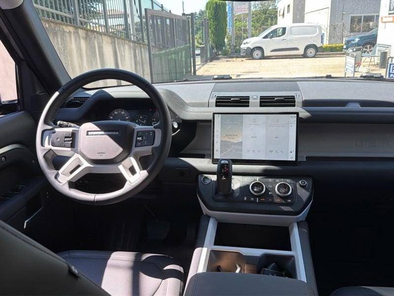 Land Rover Defender 3.0 D6 200 110 S AWD auto. N1 autocarro