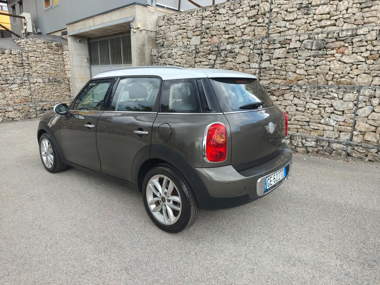 Mini Cooper D Countryman 1.6 Stupenda!