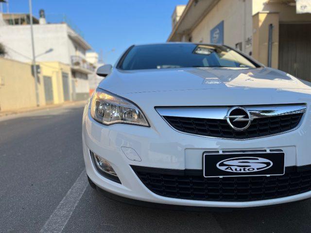 OPEL Astra 1.4B 100CV 5P Cosmo