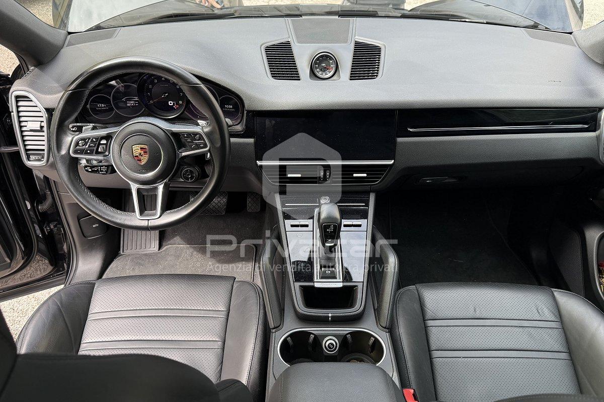 PORSCHE Cayenne Coupé 3.0 V6