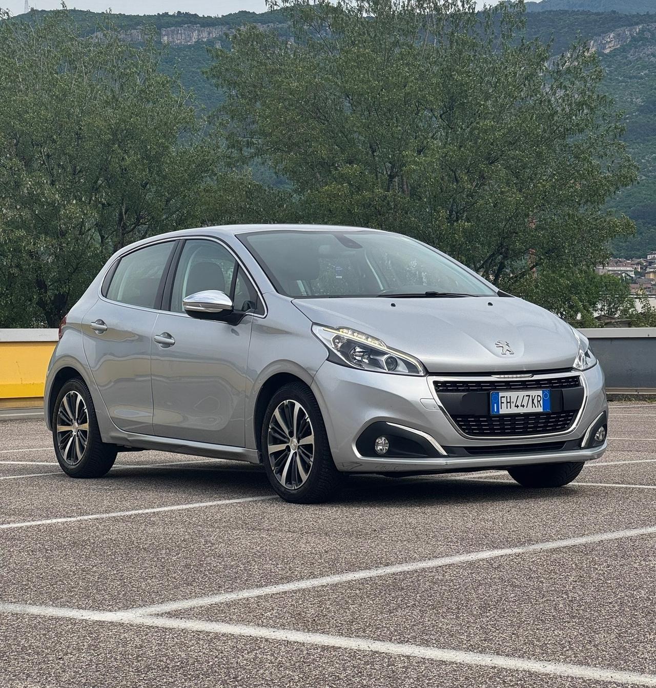 Peugeot 208 BlueHDi 5p Allure Neopatentati 2017