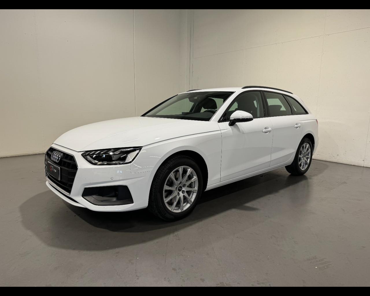 AUDI A4 AVANT 30 TDI MHEV S-TRONIC BUSINESS