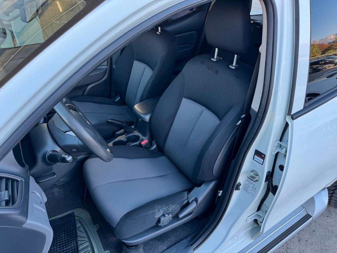 Mitsubishi L200 2.4 DI-D/154CV Double Cab Intense