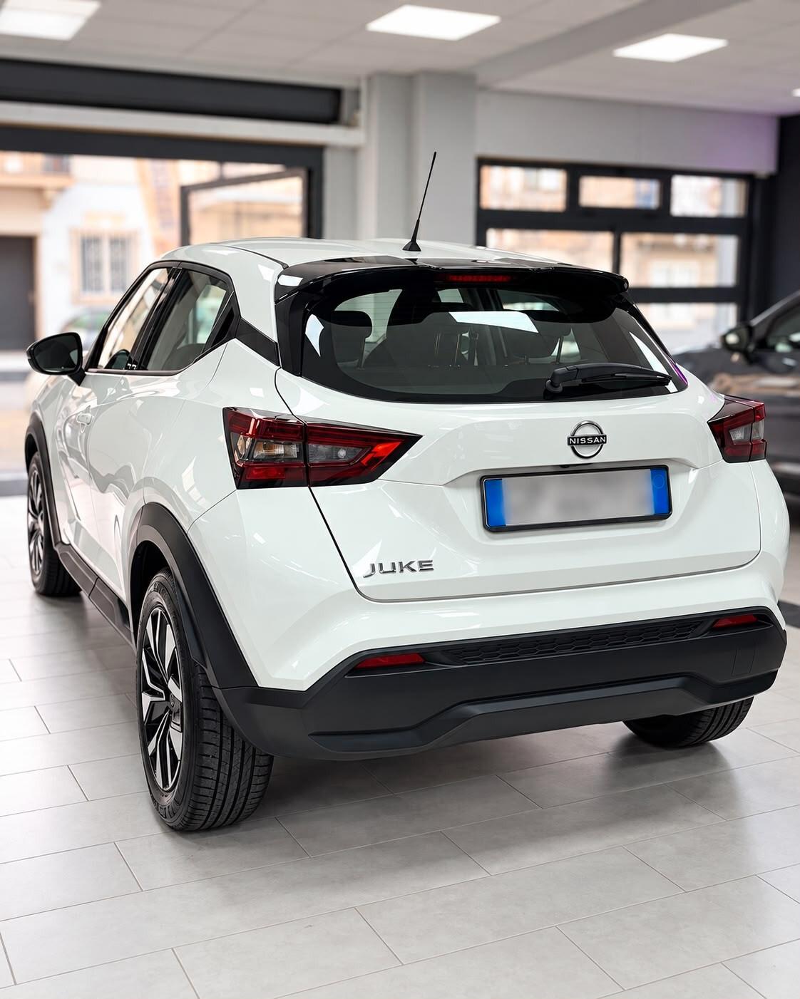 Nissan Juke 1.0 DIG-T 114 CV DCT N-Connecta
