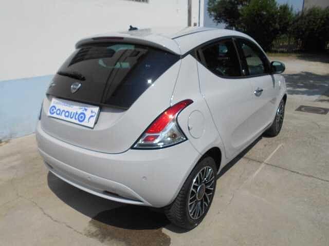 Lancia Ypsilon 1.2 69 cv 5p GPL Ecochic Mya Finanziato