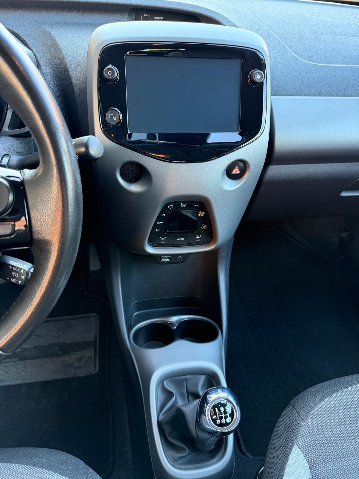 Toyota Aygo 1.0 VVT-i 72 CV 5 porte x-play