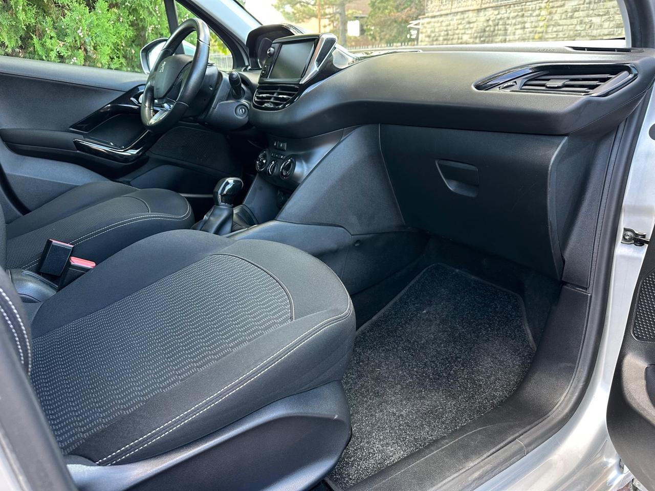 Peugeot 208 BlueHDi 1.4 75 5 porte Allure neopatentati