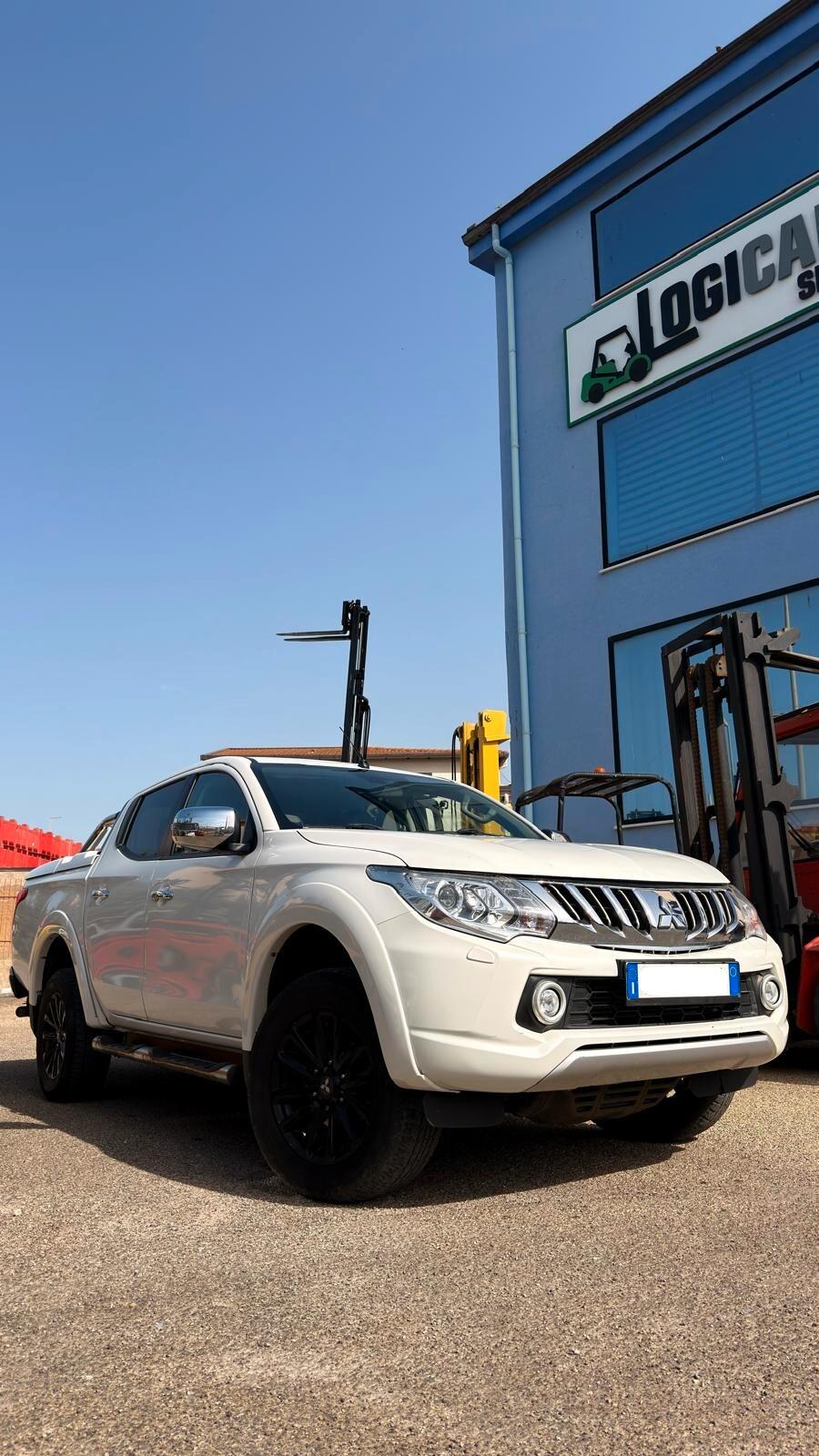 Mitsubishi L200 2.4 DI-D/180 CV Doppia Cabina Full Optional