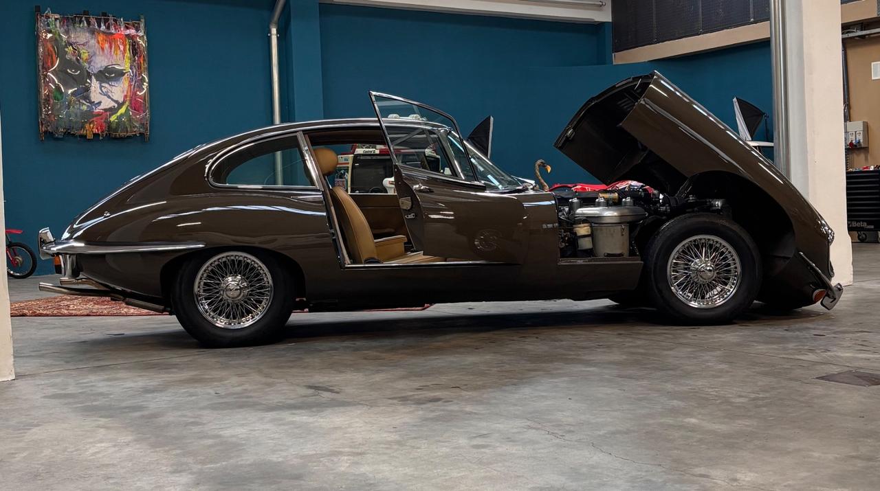 Jaguar E-Type Serie 2 4 posti 4.2L