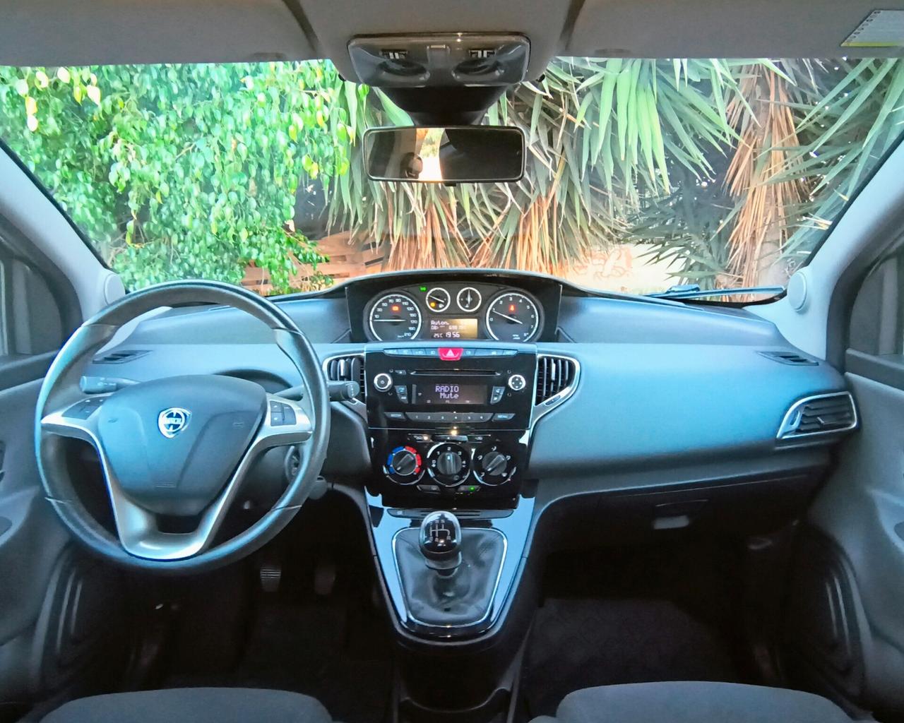Lancia Ypsilon 1.2 8v 69 Cv Gold - UNIPROPRIETARIO -