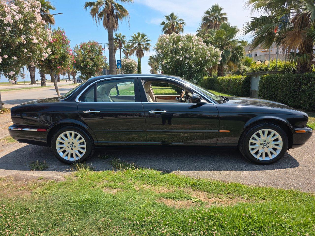 Jaguar XJ Berlina XJ 3.5 V8 Executive