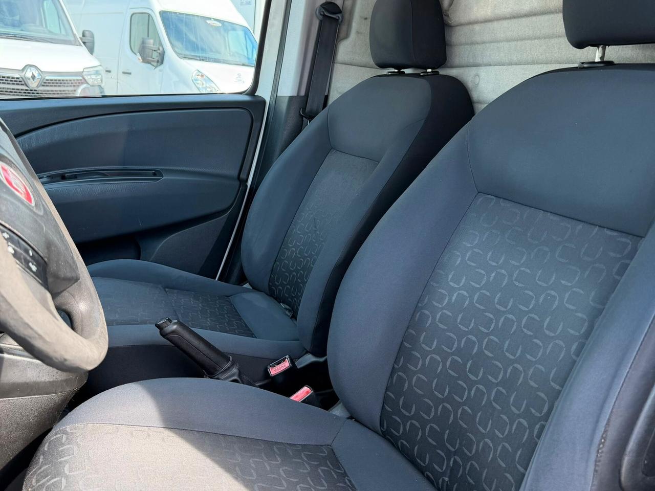 FIAT DOBLO' 1.6mjt OFFICINA MOBILE