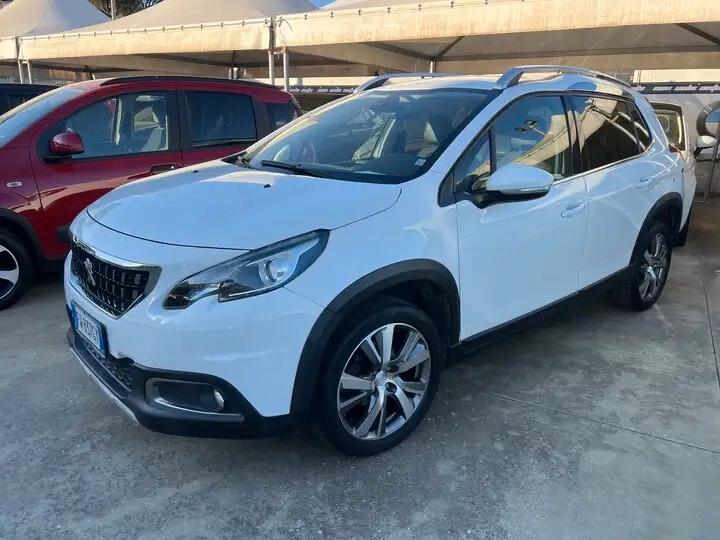 Peugeot 2008 BlueHDi 100 S&S Allure