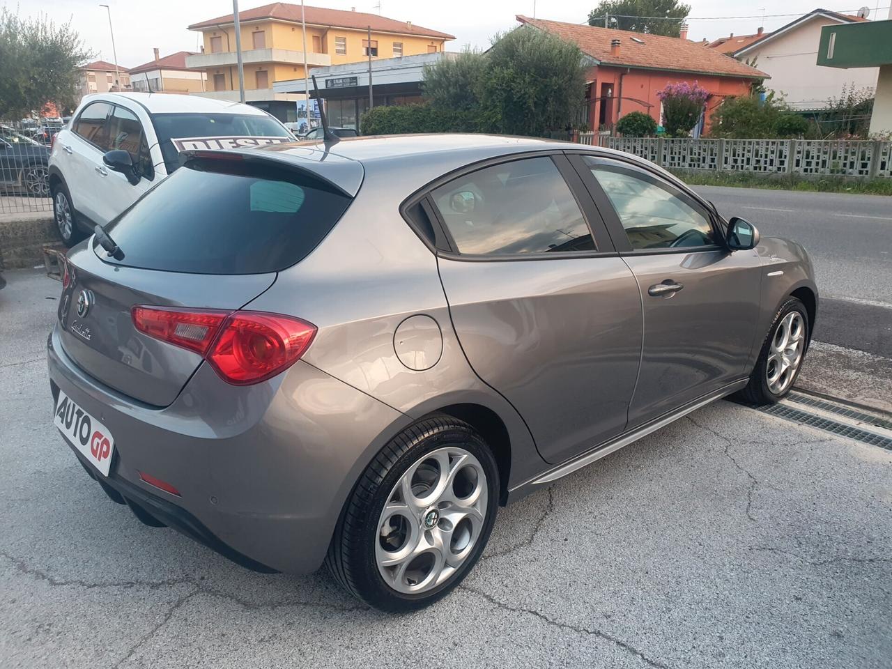 Alfa Romeo Giulietta 1.6 JTDm-2 105 CV Sprint 2015