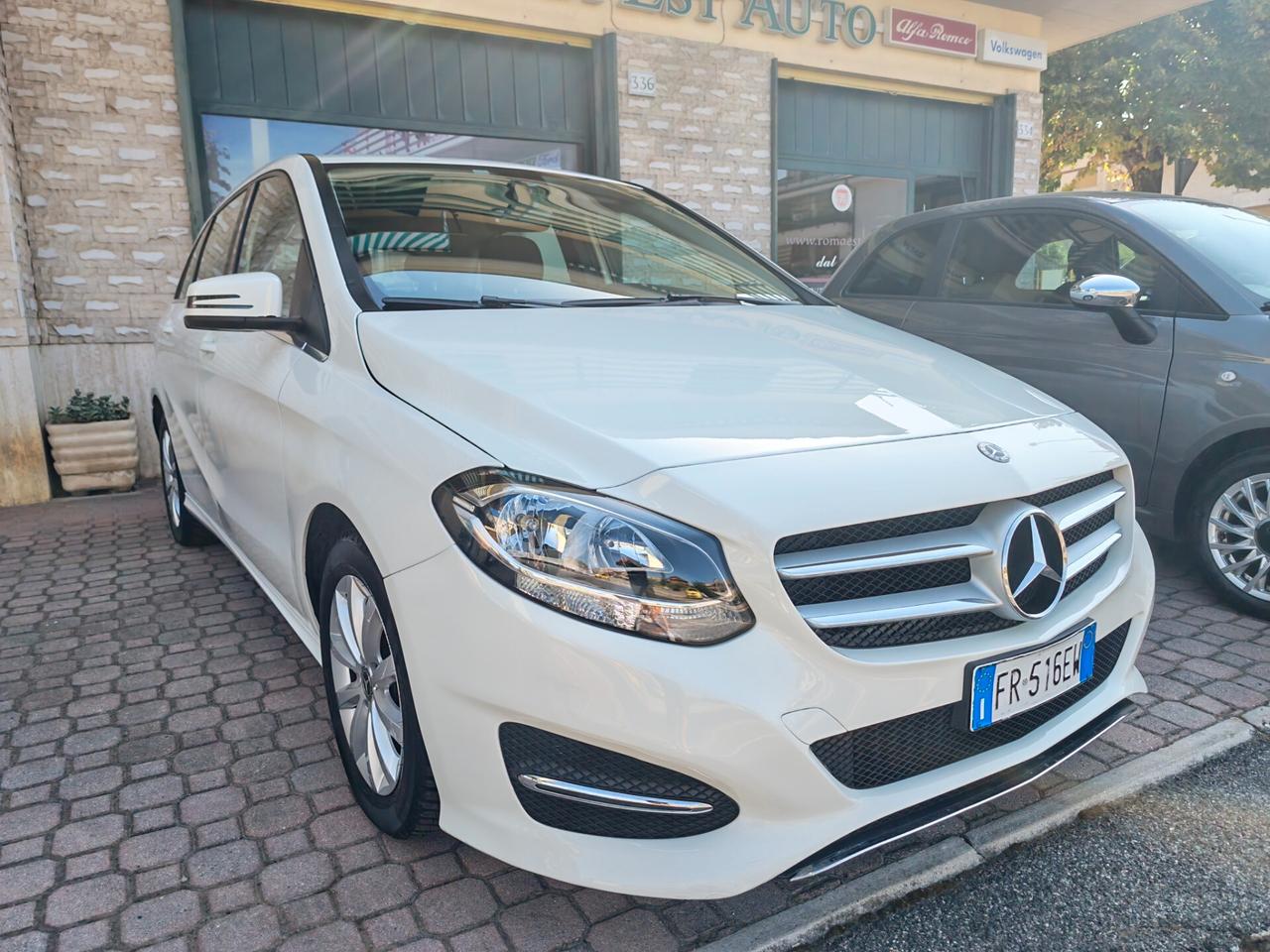Mercedes-benz A 180 d Premium