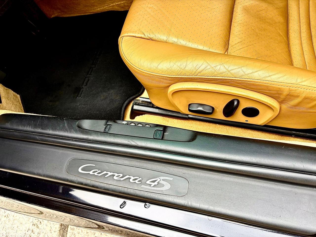 Porsche 996 4S TETTO ASI POCHI KM