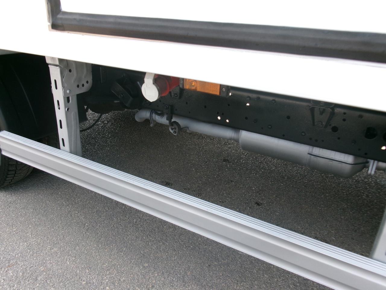 Iveco Daily 35C16 3000 160CV E6D FRIGO+PEDANA CARICATRICE ATP FRCX -20° 06/2029 7 PEDANE