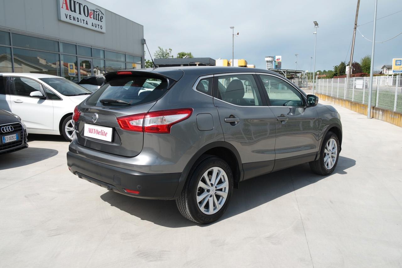 Nissan Qashqai 1.2 DIG-T Acenta