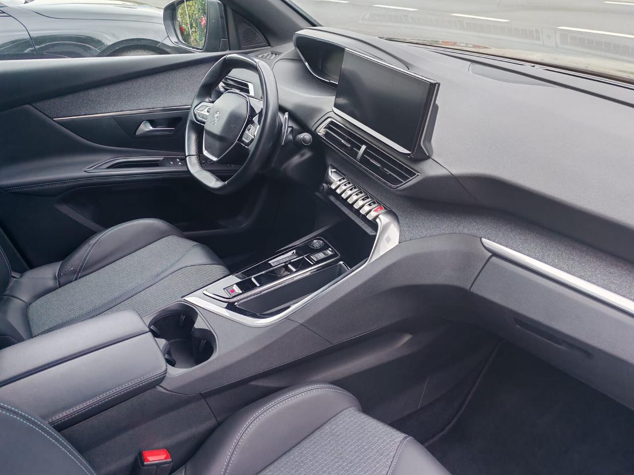 Peugeot 3008 BlueHDi 130 S&S Allure