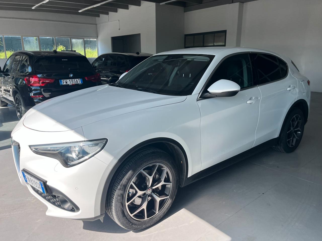Alfa Romeo Stelvio 2.2 Turbodiesel 210 CV AT8 Q4 Super