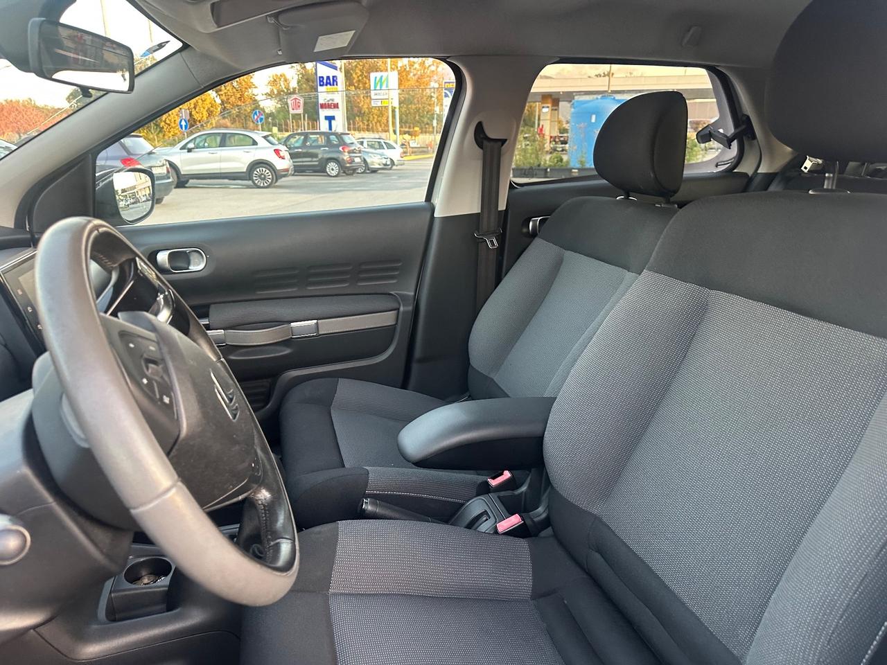 Citroen C4 Cactus BlueHDi 100 Shine